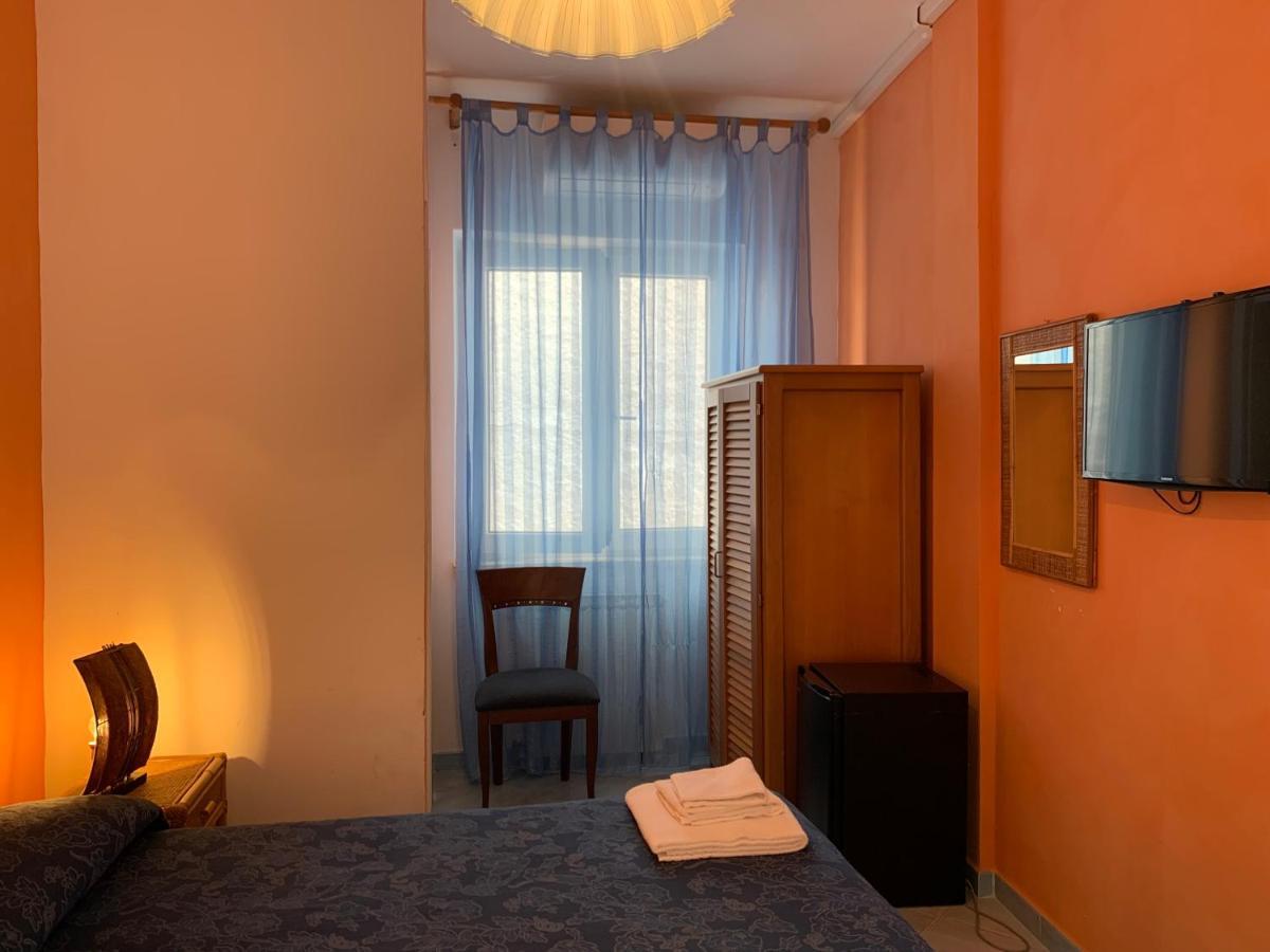 Hotel Ortensia Ponza Exteriér fotografie
